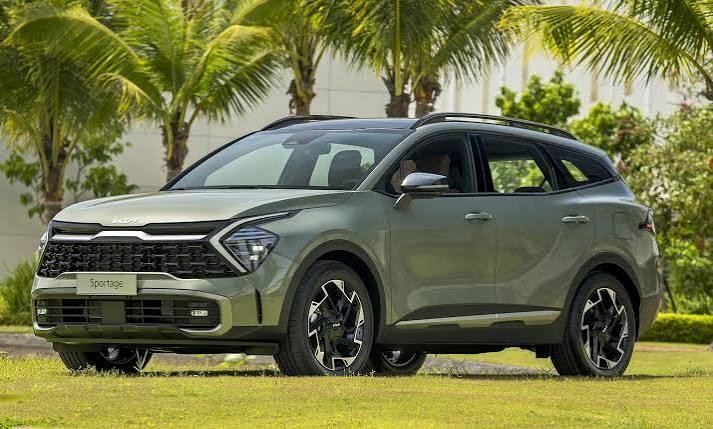 Kia Sportage xanh rêu – Cá tính, độc đáo, khác biệt